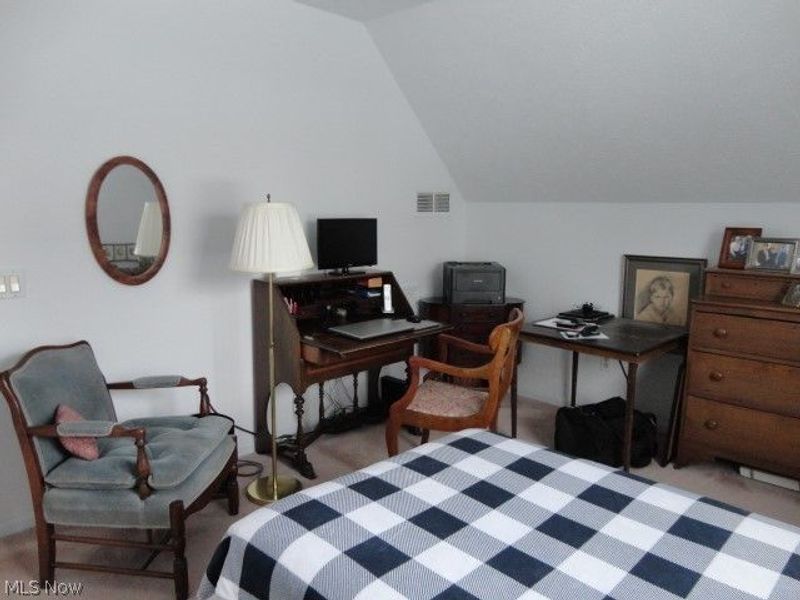 24690 Thicket Lane, Unit 32, Olmsted Falls, OH 44138 Photo 28