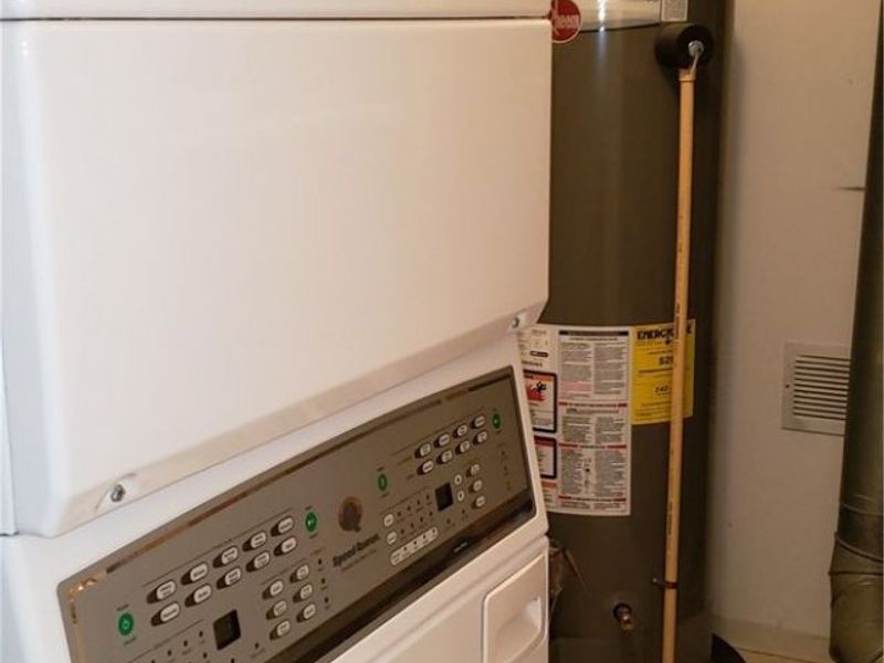 24690 Thicket Lane, Unit 32, Olmsted Falls, OH 44138 Photo 30