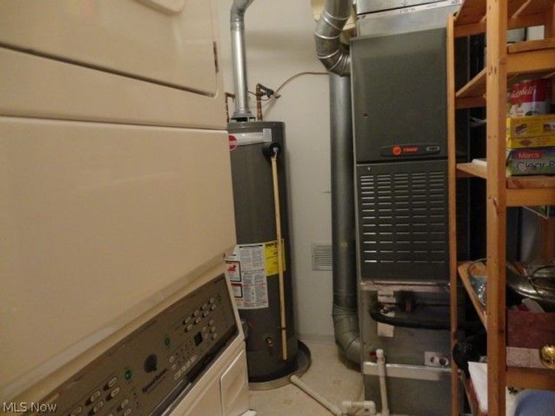 24690 Thicket Lane, Unit 32, Olmsted Falls, OH 44138 Photo 31