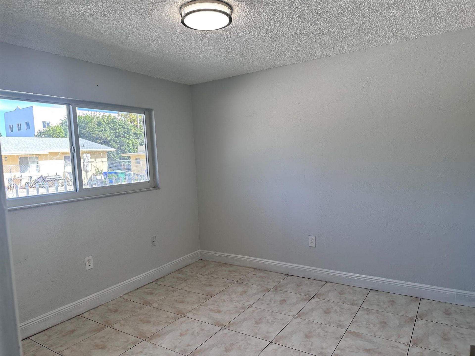 410 NW 33rd Street, Miami, FL 33127 Photo