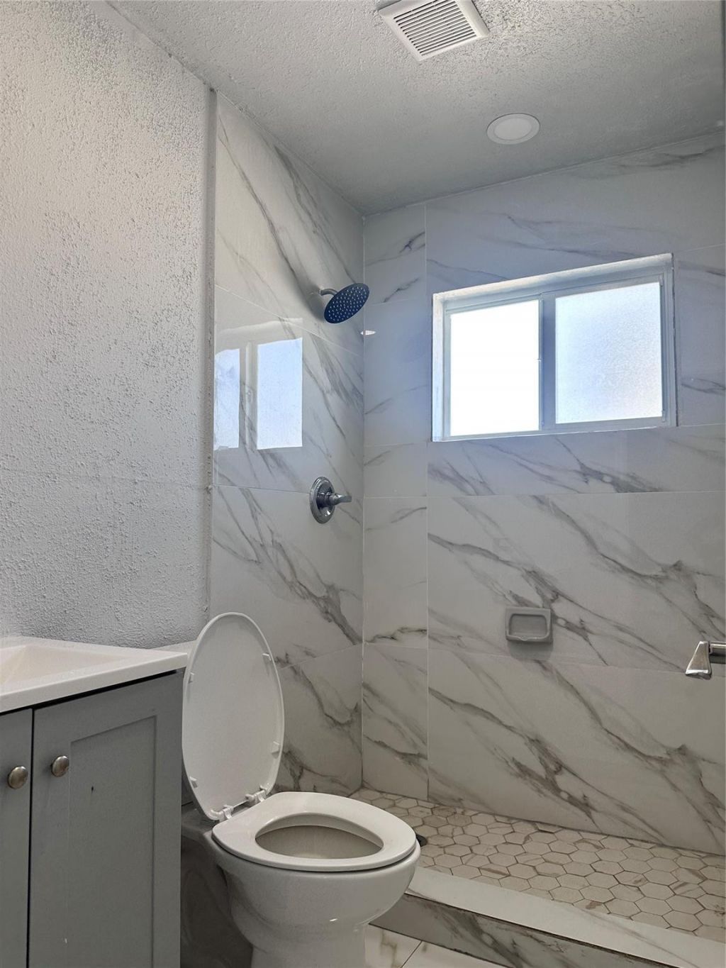 410 NW 33rd Street, Miami, FL 33127 Photo