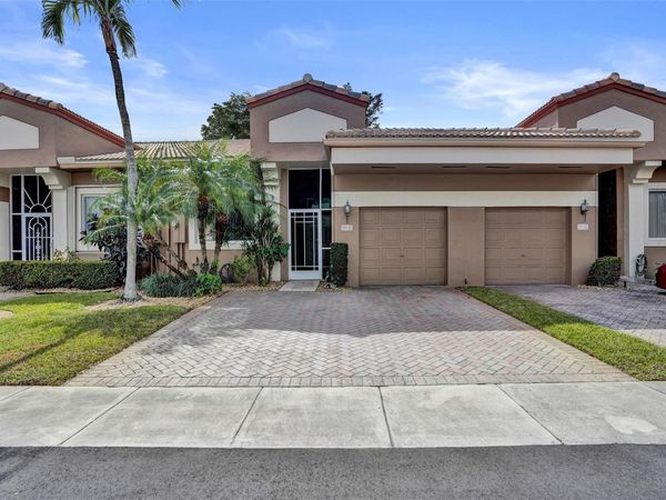 10116 Lombardy Dr, Unit 10116, Tamarac, FL 33321