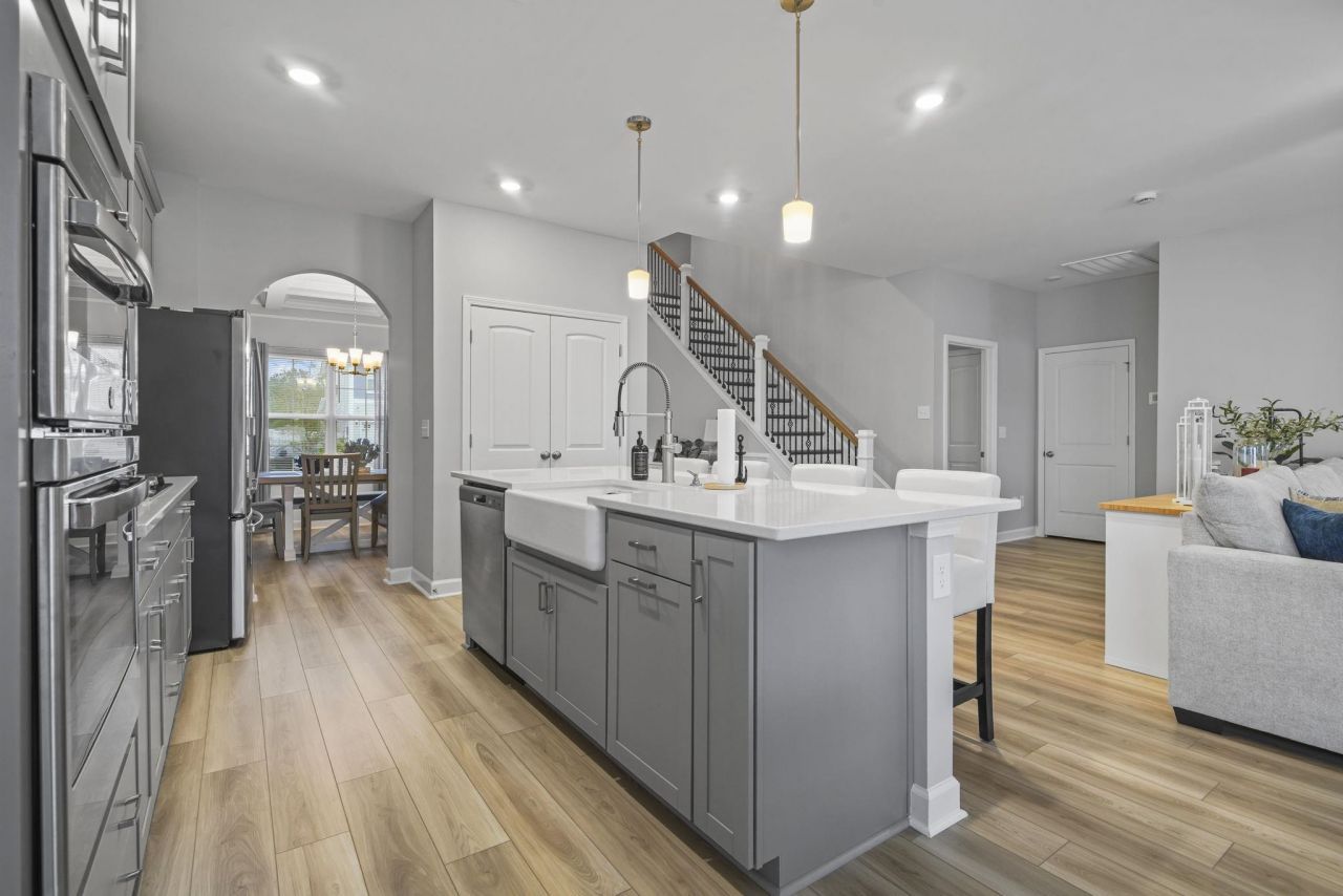 741 Enchantment Loop  Photo 13