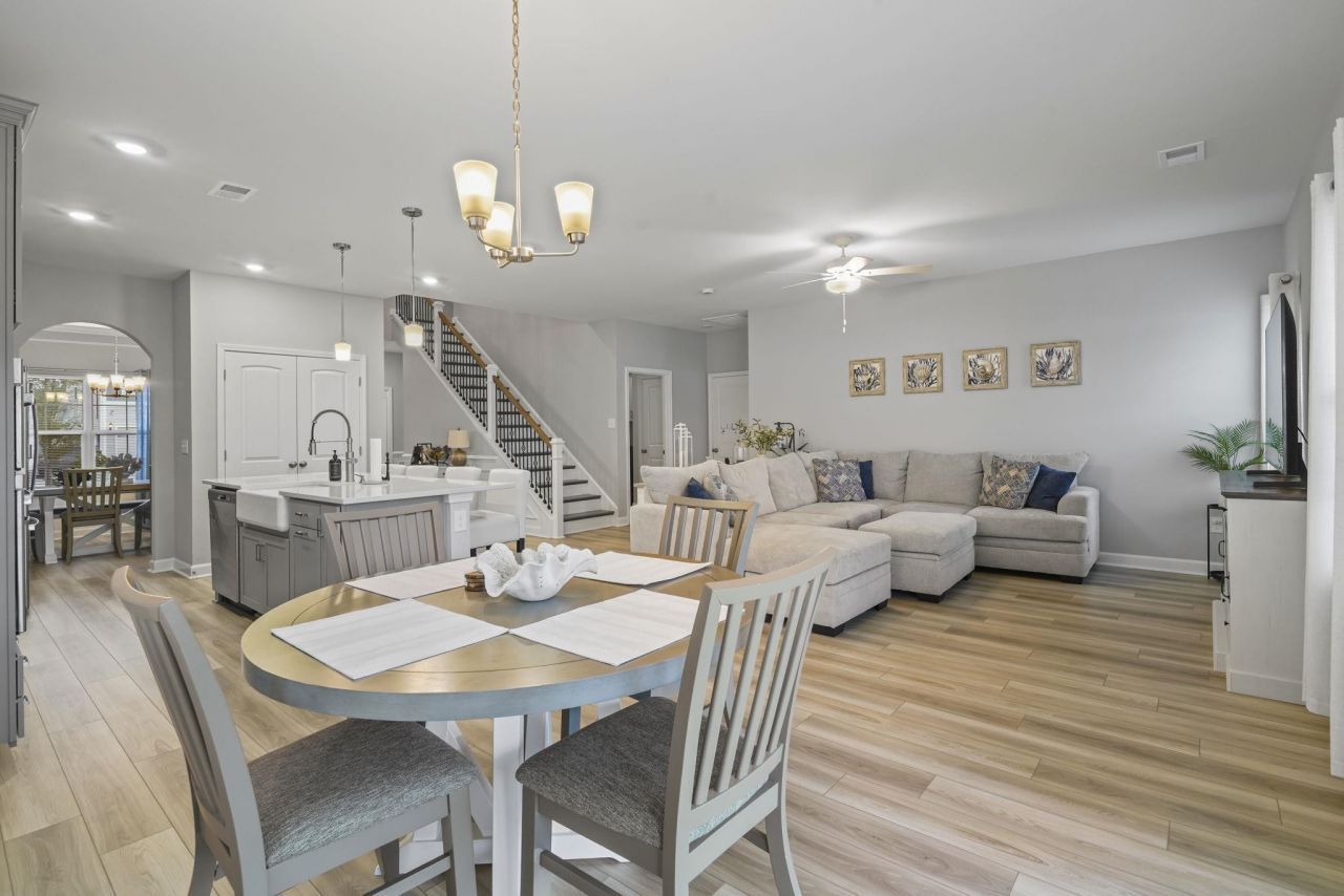 741 Enchantment Loop  Photo 20