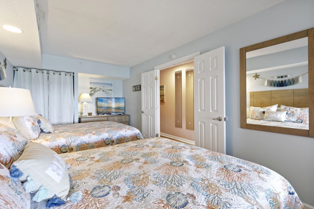 5308 N Ocean Blvd. Photo 7