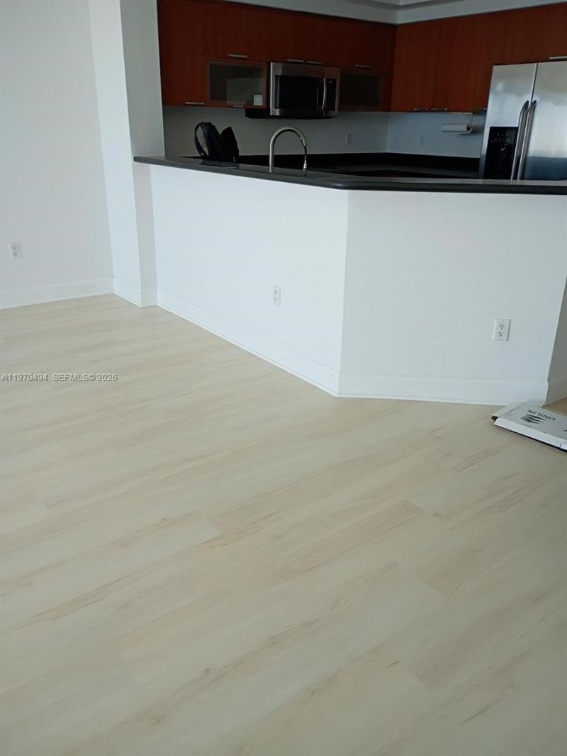 15051 Royal Oaks Ln, Unit 2003, North Miami, FL 33181 Photo