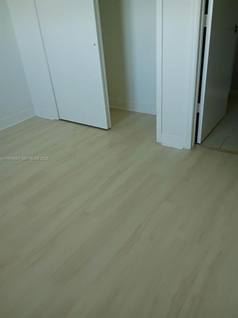 15051 Royal Oaks Ln, Unit 2003, North Miami, FL 33181 Photo