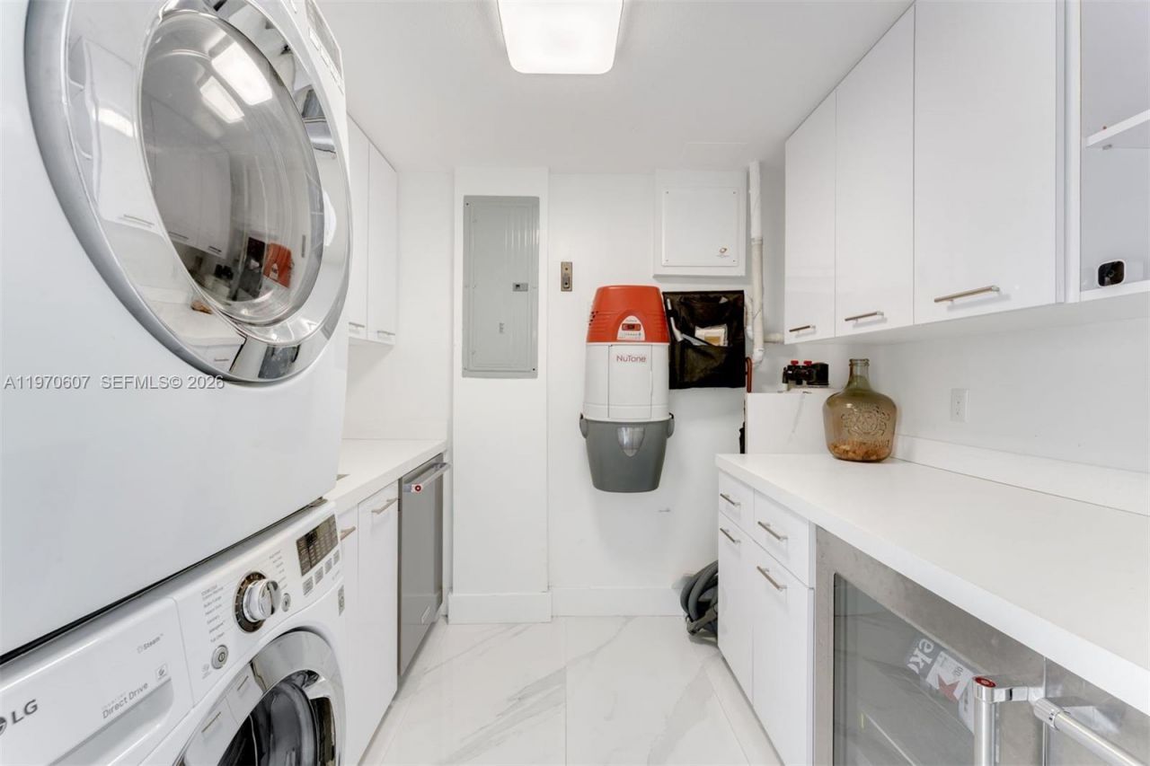 3560 W Fairview St , Miami, FL 33133 Photo