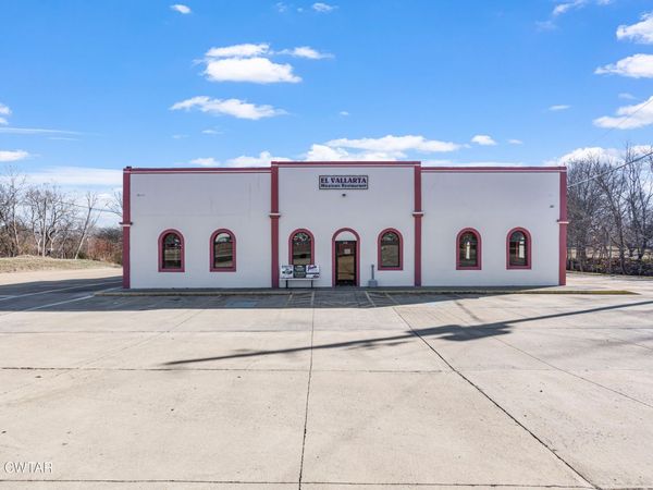 212 S Front Street , Greenfield, TN 38230