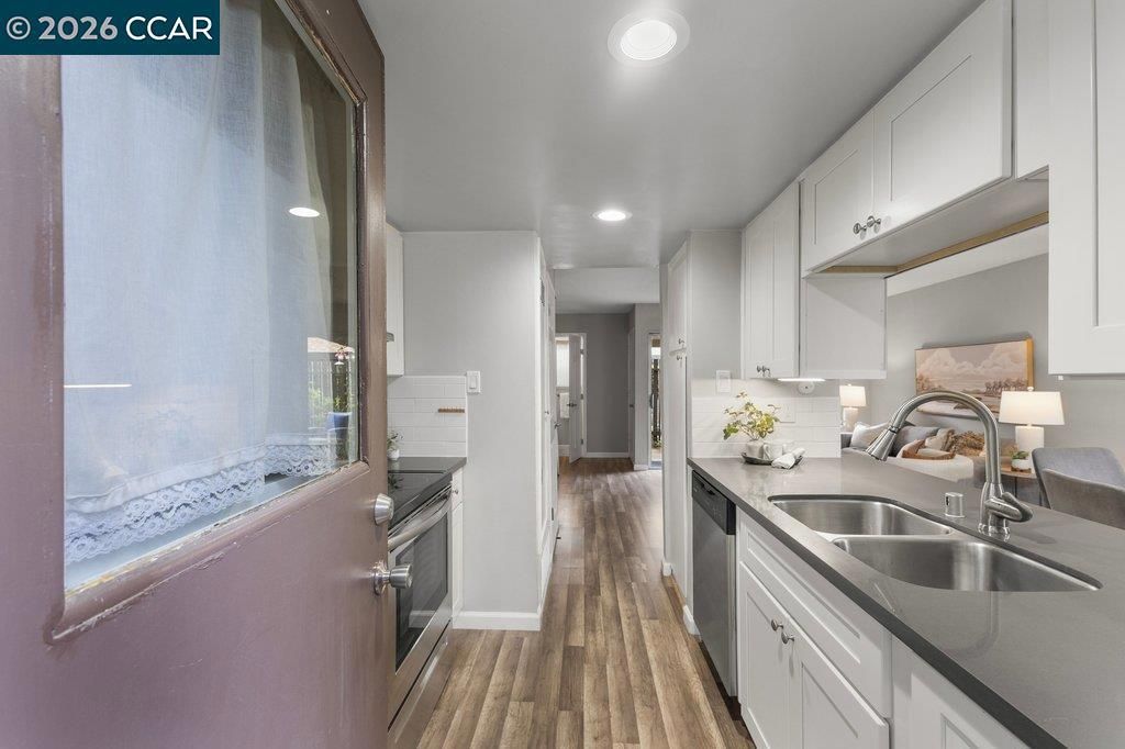 5468 Roundtree Drive, Unit C, Concord, CA 94521 Main Photo