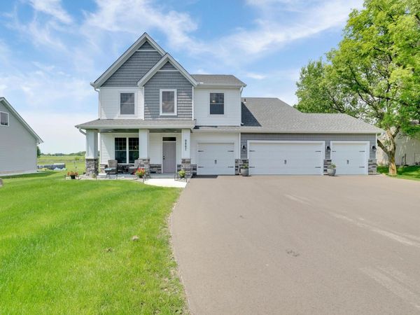 9867 Kahler Avenue NE, Monticello, MN 55362