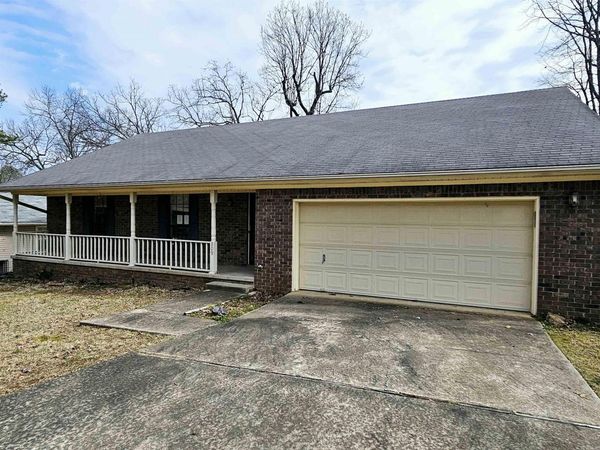 309 Shadow View Drive, Little Rock, AR 72211