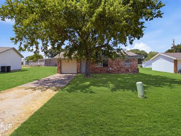 1517 Coral Cut Off, Pelican Bay, TX 76020