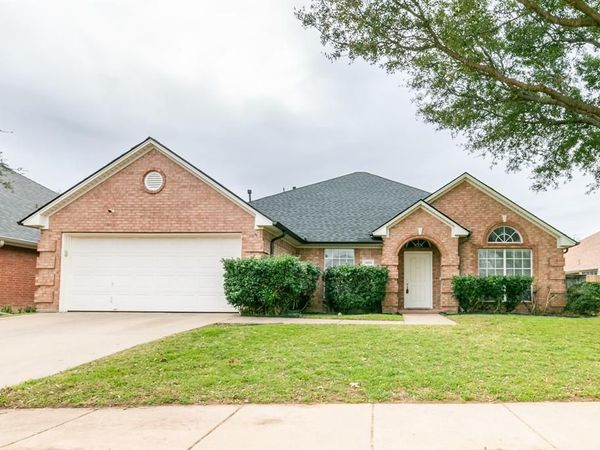 1400 Lyra Lane, Arlington, TX 76013