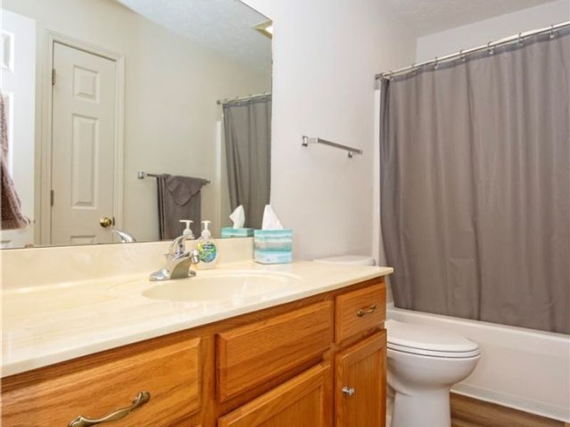 832 Avalon Drive, Ashland, OH 44805 Photo 13