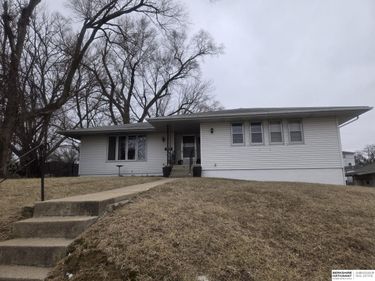 1515 2ND Avenue, Plattsmouth, NE 68048