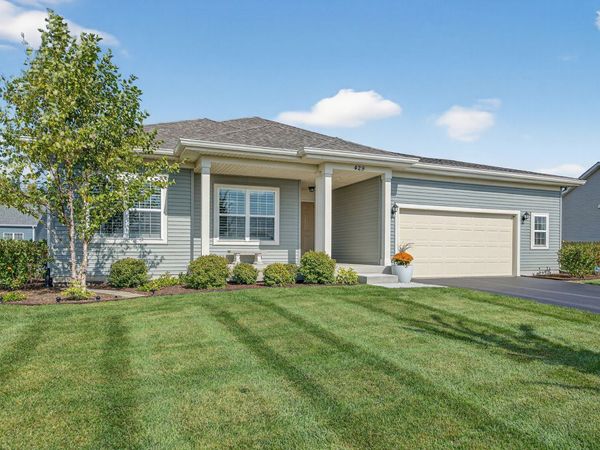 429 Fairway Lane, Sycamore, IL 60178