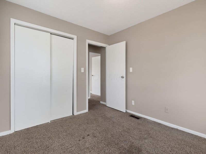 4647 Henley Avenue, Columbus, OH 43228 Photo 14