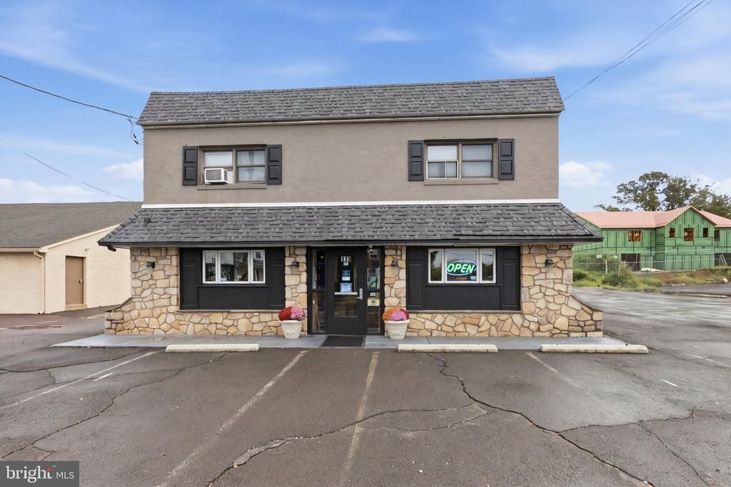 119 YORK ROAD, WARMINSTER, PA 18974