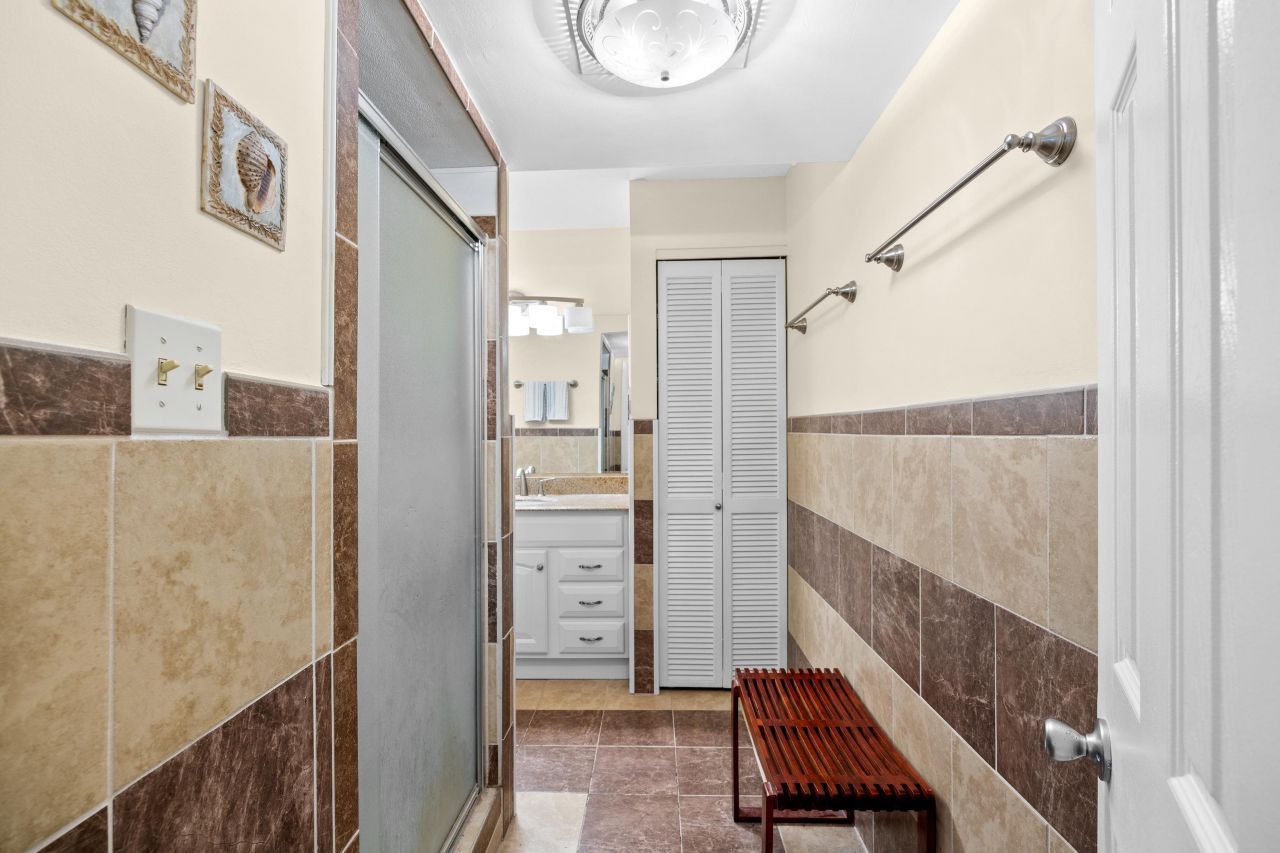 1000 11th Ave. N Photo 31