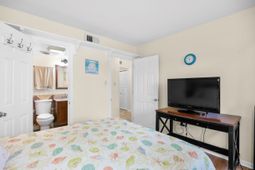 1000 11th Ave. N photo 4