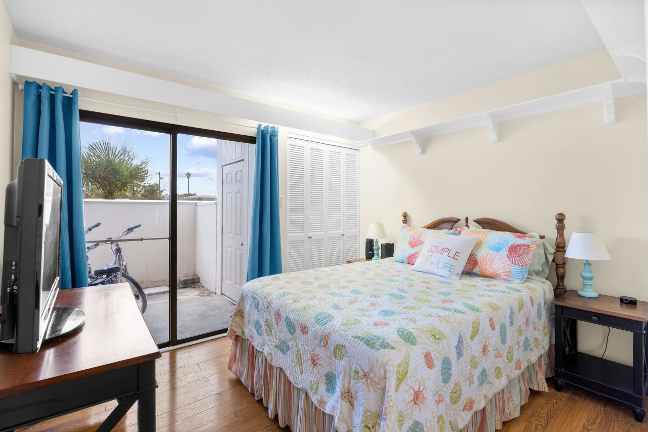 1000 11th Ave. N Photo 5