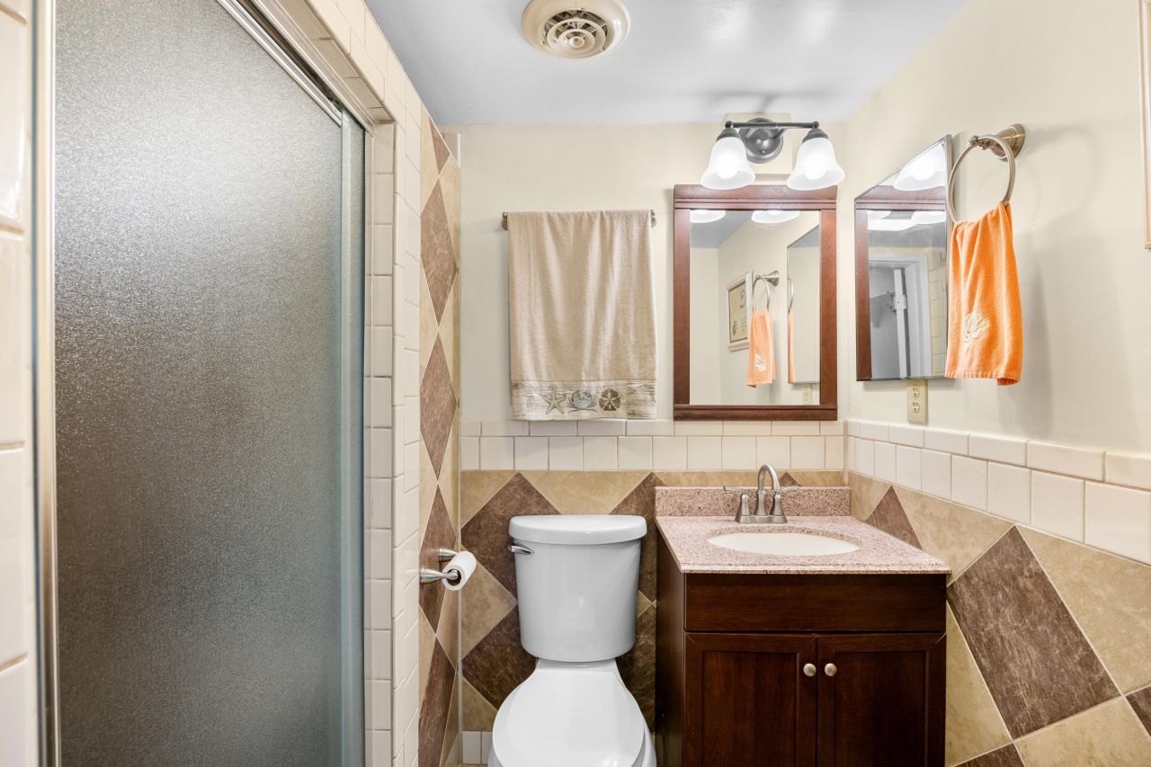 1000 11th Ave. N Photo 7