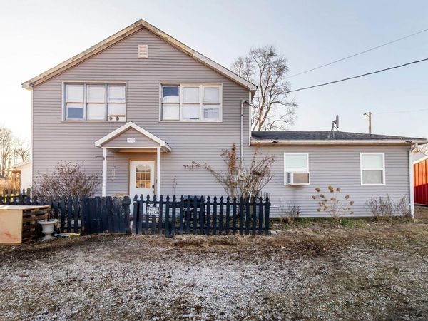 10177 N Folsomville Road, Tennyson, IN 47637