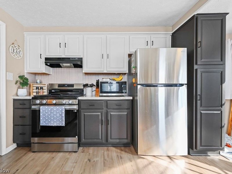 2420 Beechwood Avenue NE, Alliance, OH 44601 Photo 10