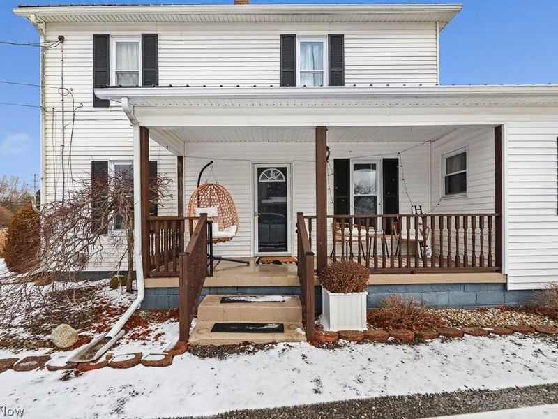 2420 Beechwood Avenue NE, Alliance, OH 44601 Photo 2