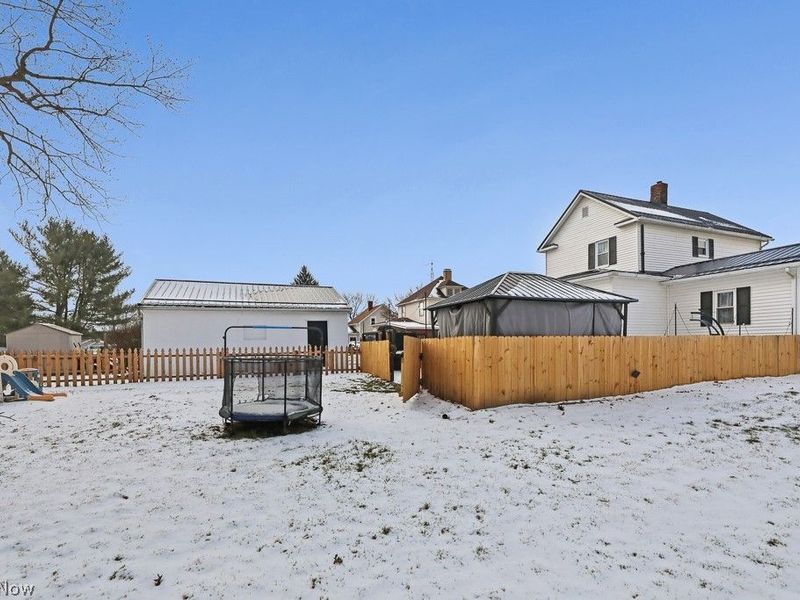 2420 Beechwood Avenue NE, Alliance, OH 44601 Photo 33