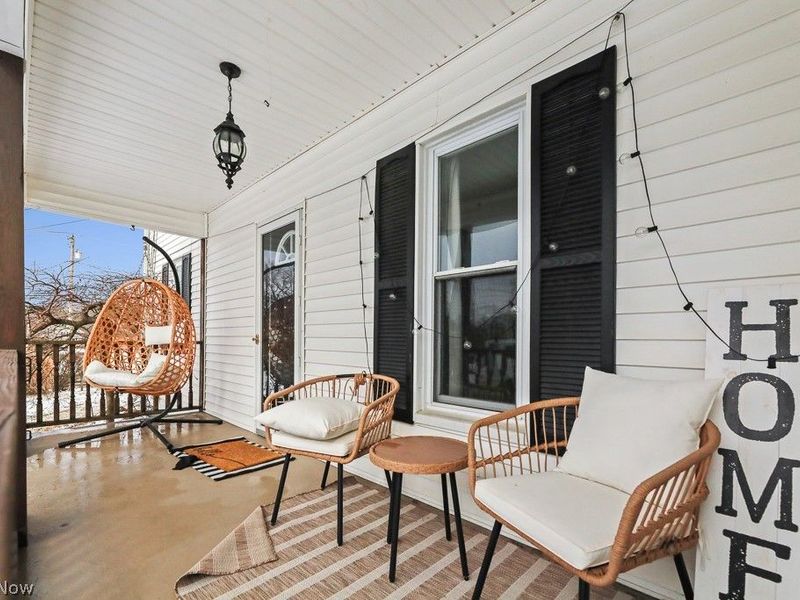 2420 Beechwood Avenue NE, Alliance, OH 44601 Photo 5