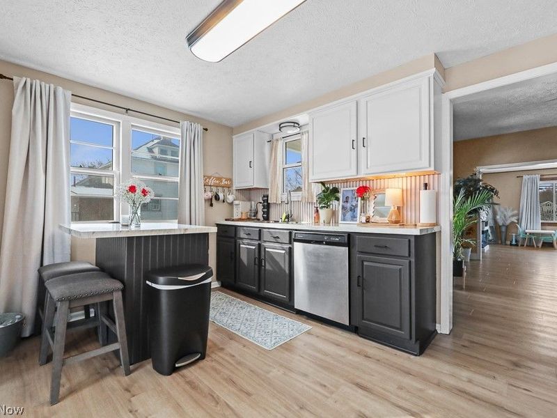 2420 Beechwood Avenue NE, Alliance, OH 44601 Photo 9