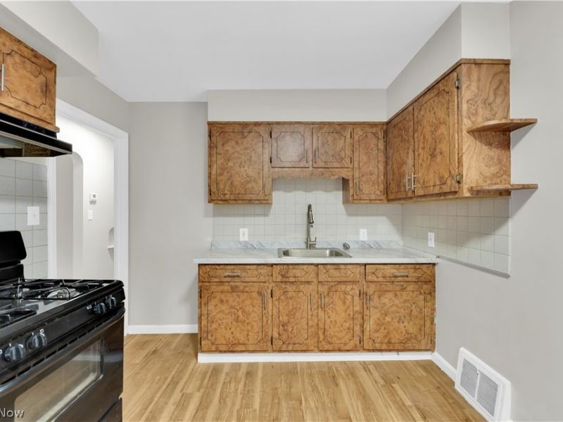 21440 Fuller Avenue, Euclid, OH 44123 Photo 6