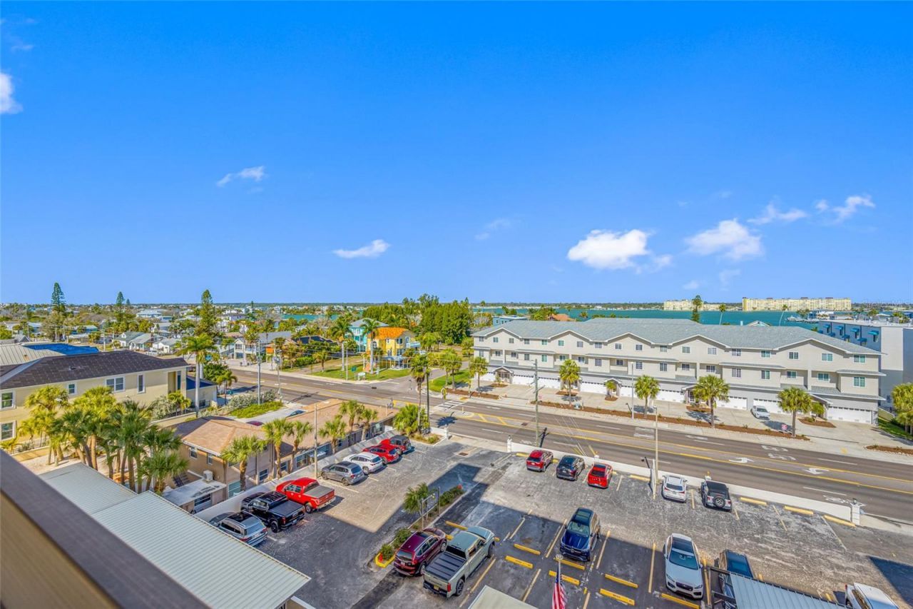 15462 Gulf Boulevard, Unit 603, Madeira Beach, FL 33708 Photo