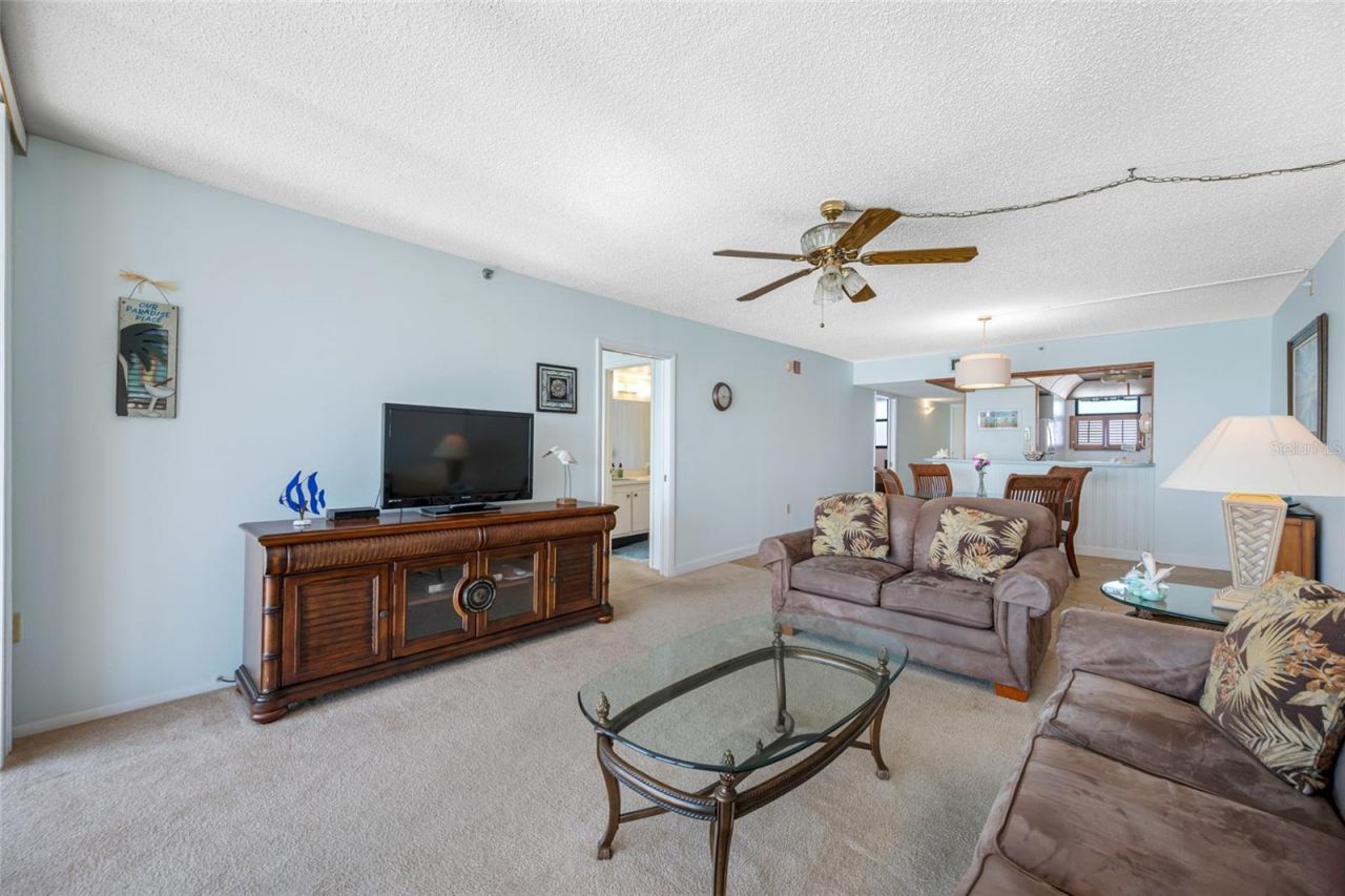15462 Gulf Boulevard, Unit 603, Madeira Beach, FL 33708 Photo