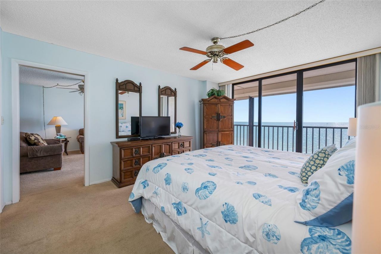 15462 Gulf Boulevard, Unit 603, Madeira Beach, FL 33708 Photo
