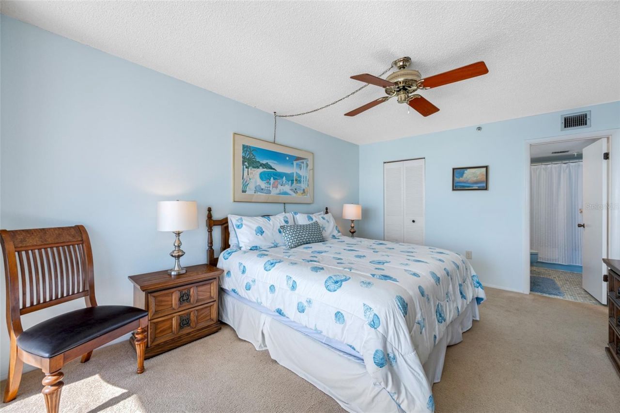 15462 Gulf Boulevard, Unit 603, Madeira Beach, FL 33708 Photo