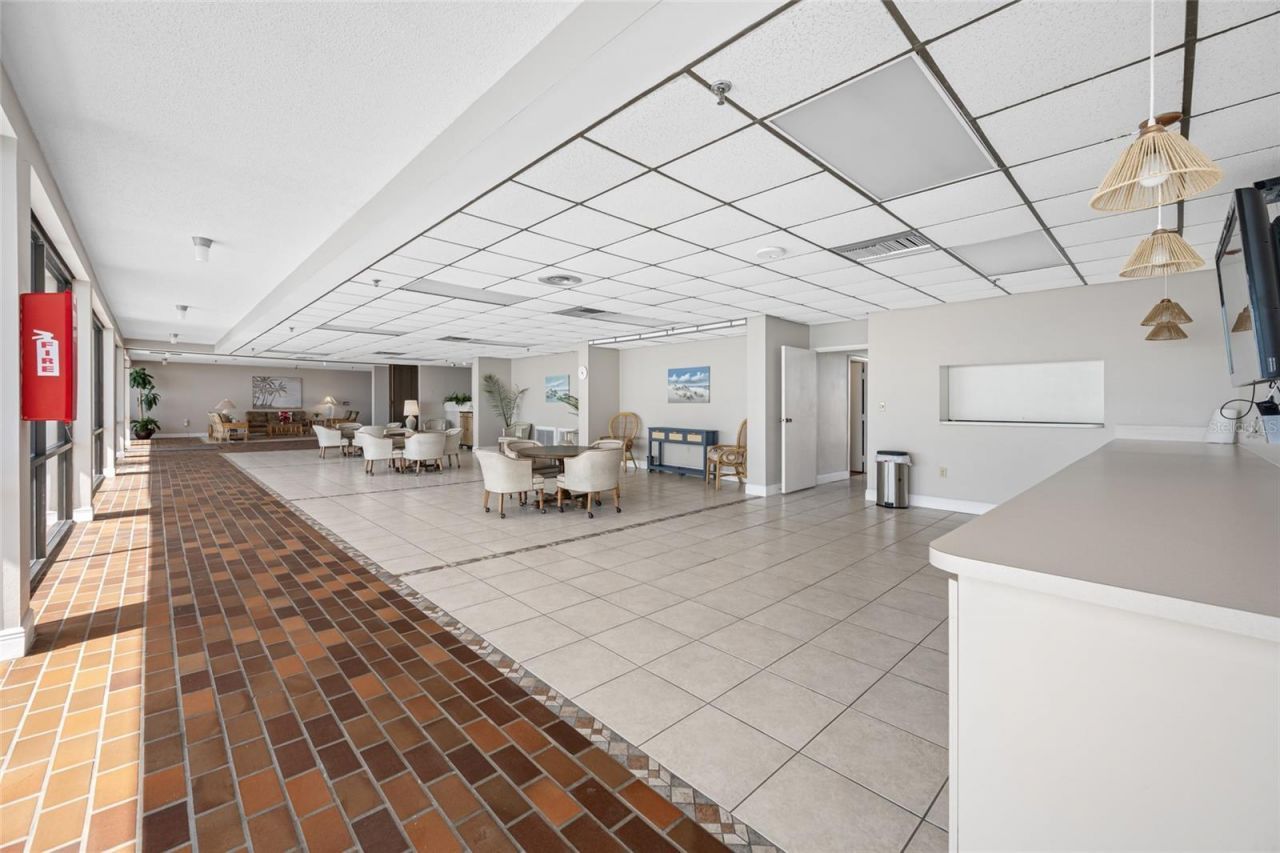 15462 Gulf Boulevard, Unit 603, Madeira Beach, FL 33708 Photo