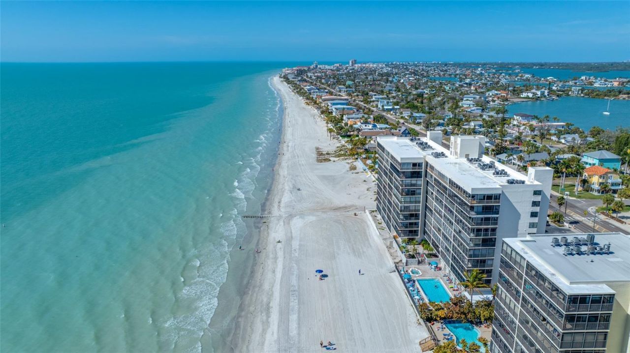 15462 Gulf Boulevard, Unit 603, Madeira Beach, FL 33708 Photo