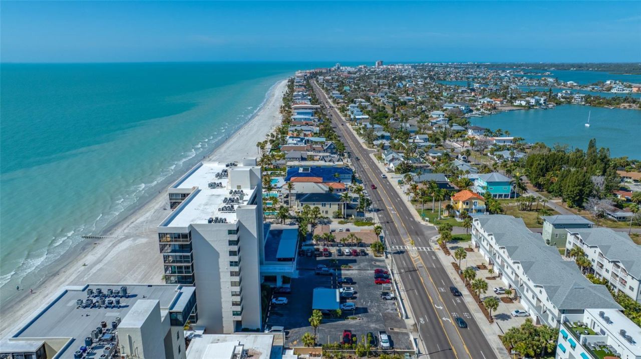 15462 Gulf Boulevard, Unit 603, Madeira Beach, FL 33708 Photo