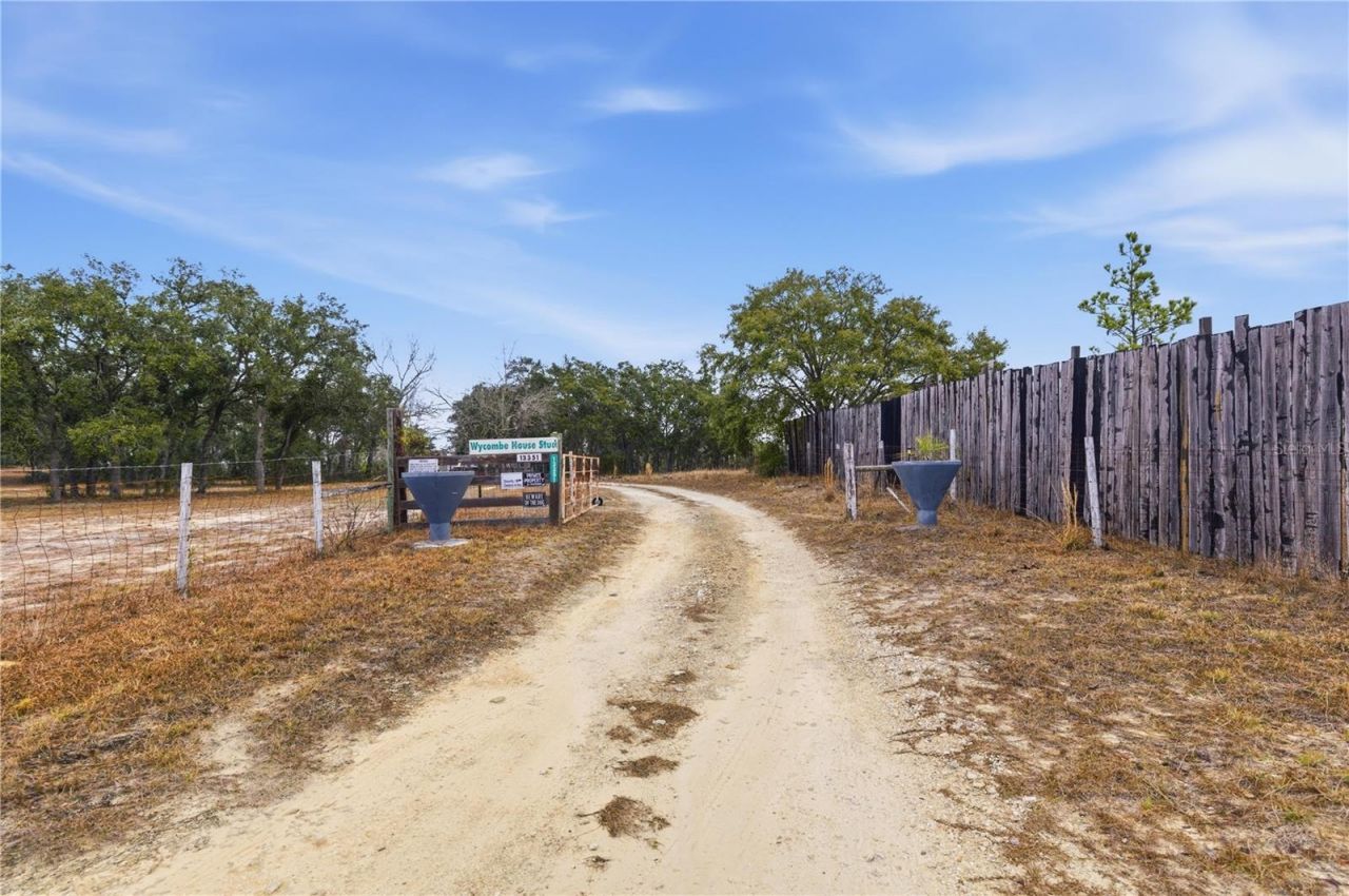 13351 SE 101st Place, Dunnellon, FL 34431 Photo