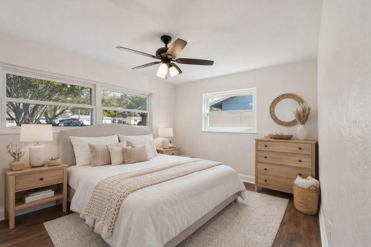 5682 46th Avenue N, Kenneth City, FL 33709 Photo