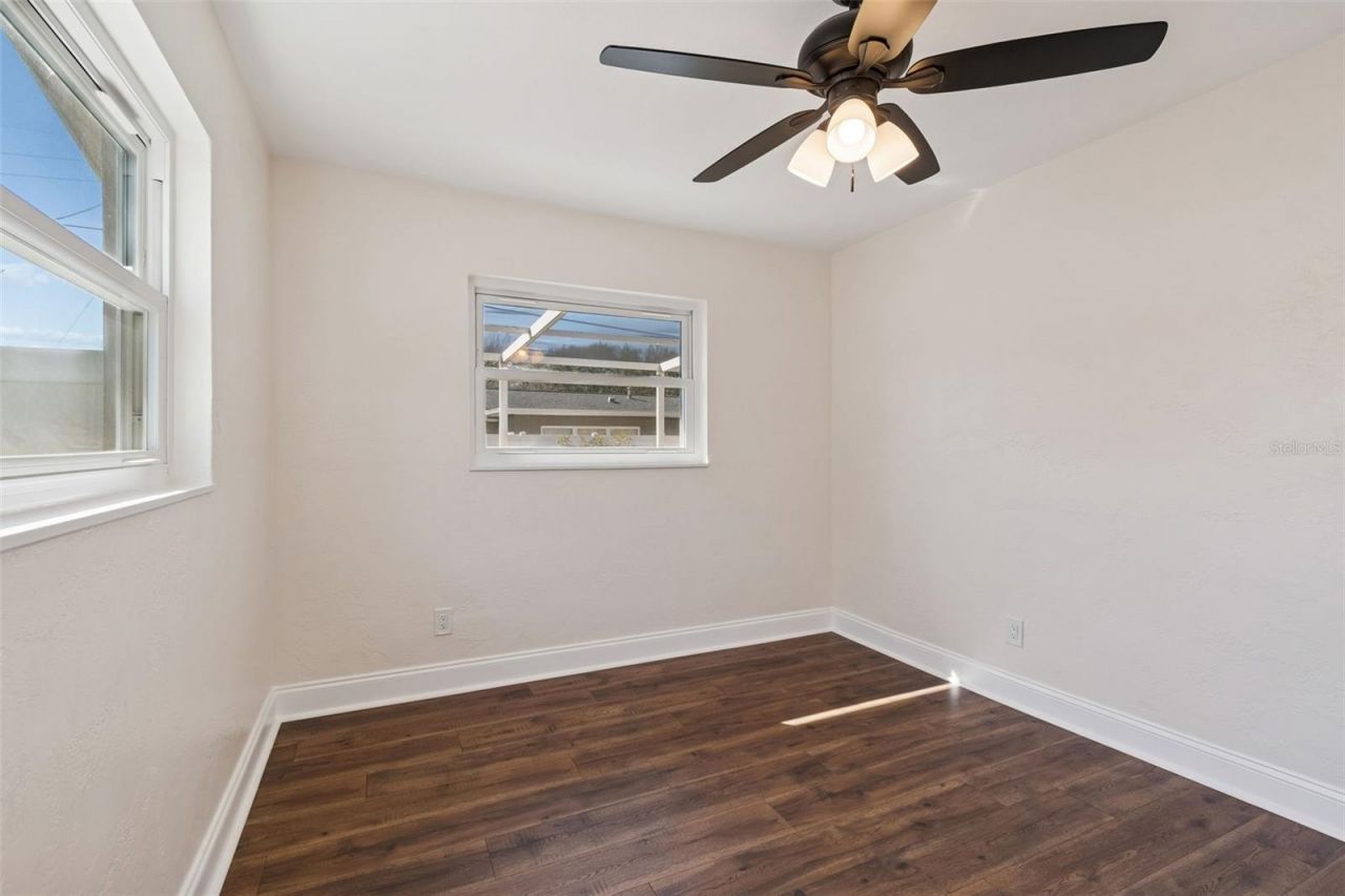 5682 46th Avenue N, Kenneth City, FL 33709 Photo