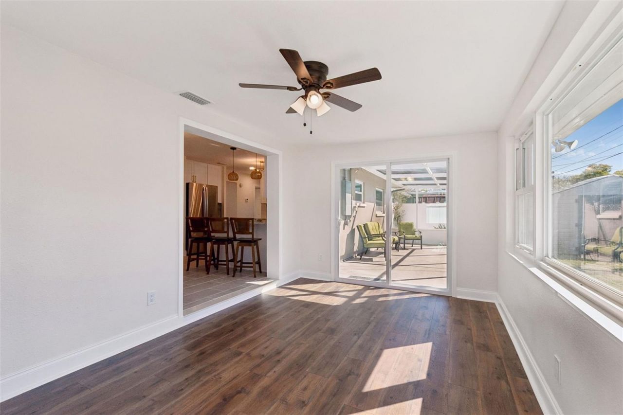 5682 46th Avenue N, Kenneth City, FL 33709 Photo