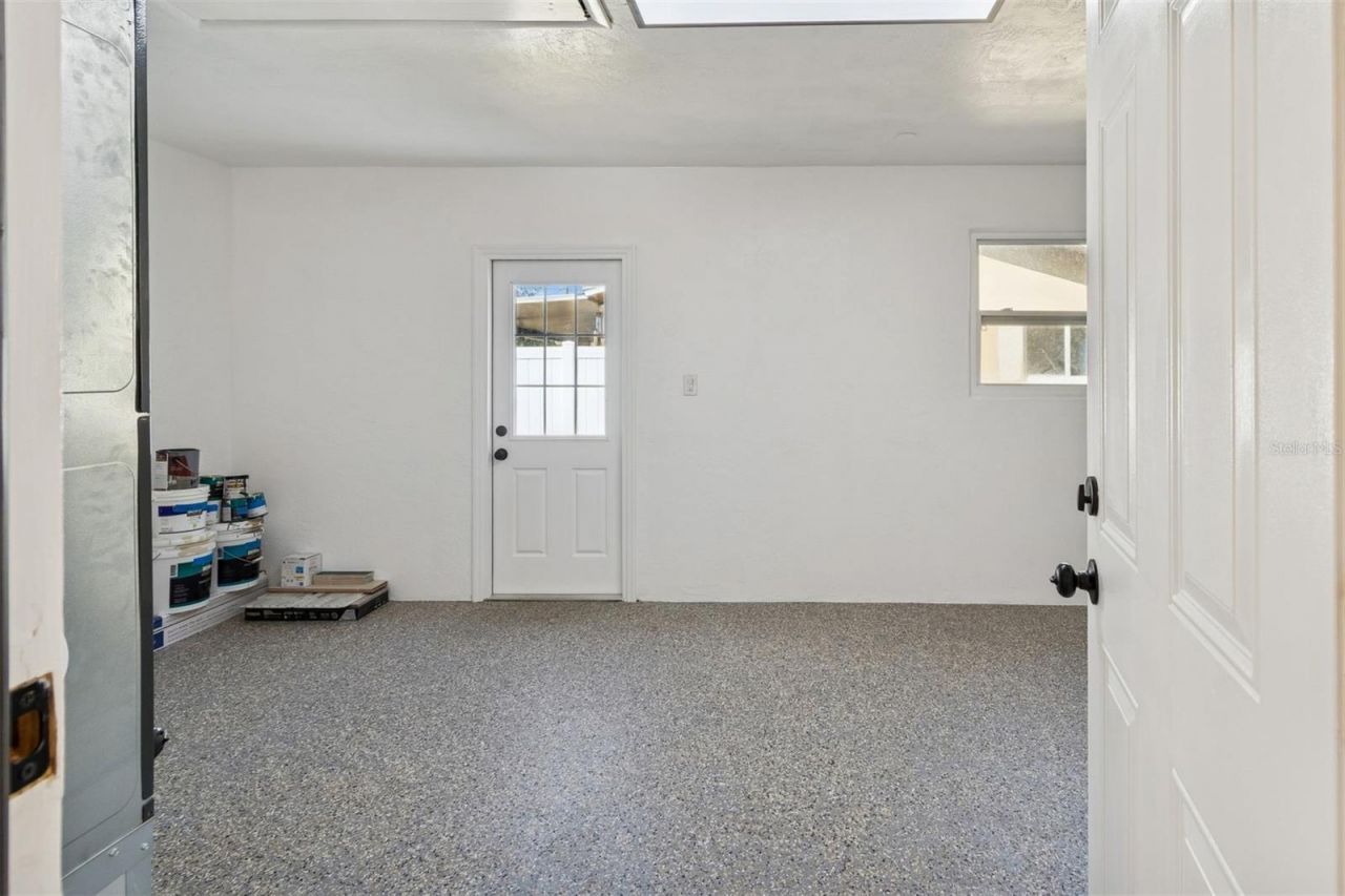 5682 46th Avenue N, Kenneth City, FL 33709 Photo