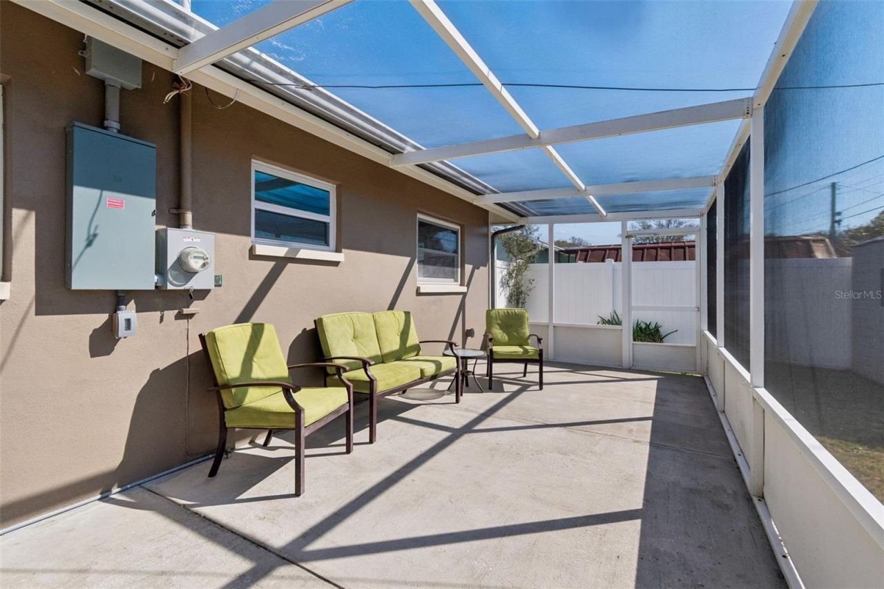 5682 46th Avenue N, Kenneth City, FL 33709 Photo