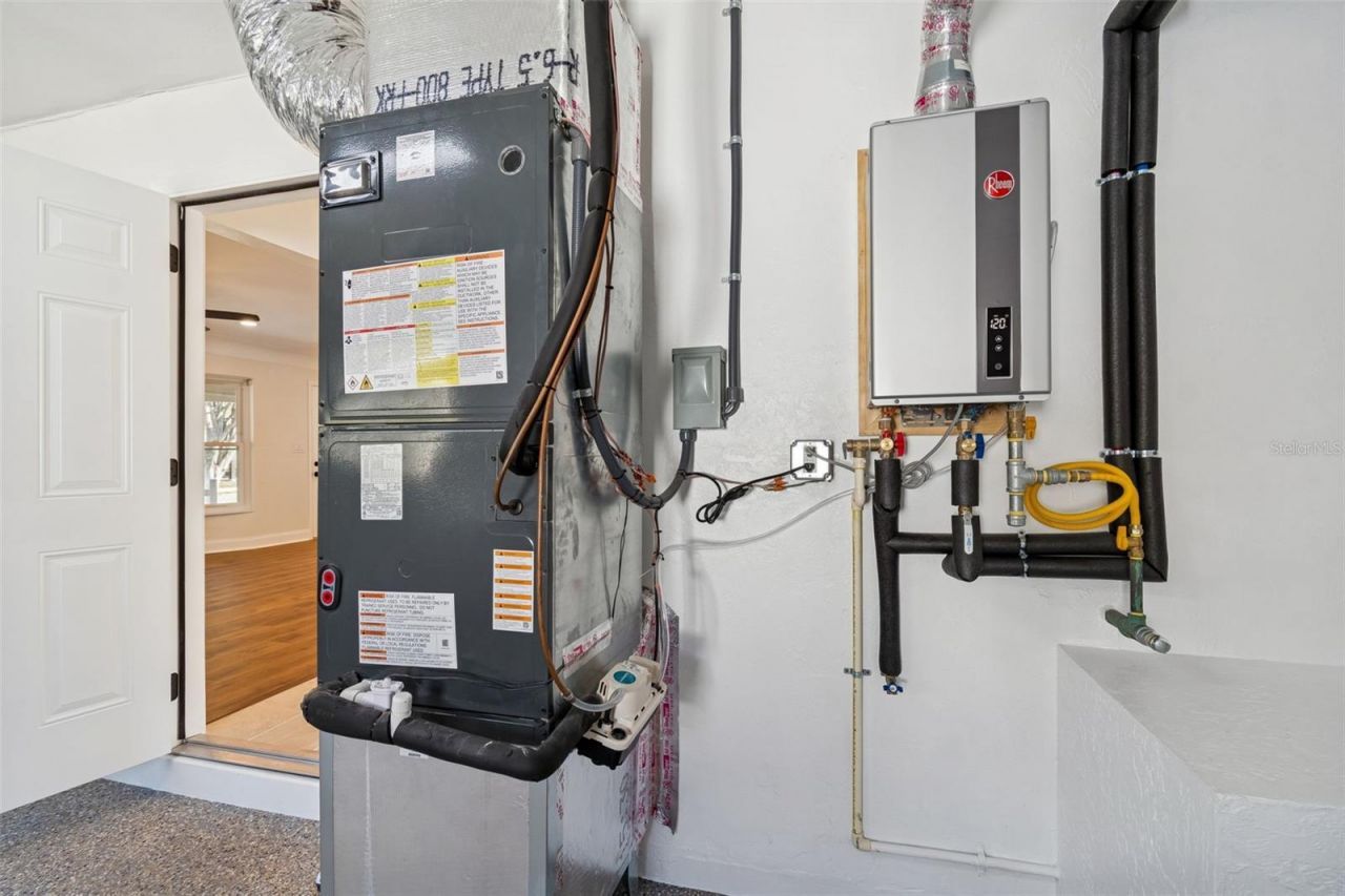 5682 46th Avenue N, Kenneth City, FL 33709 Photo