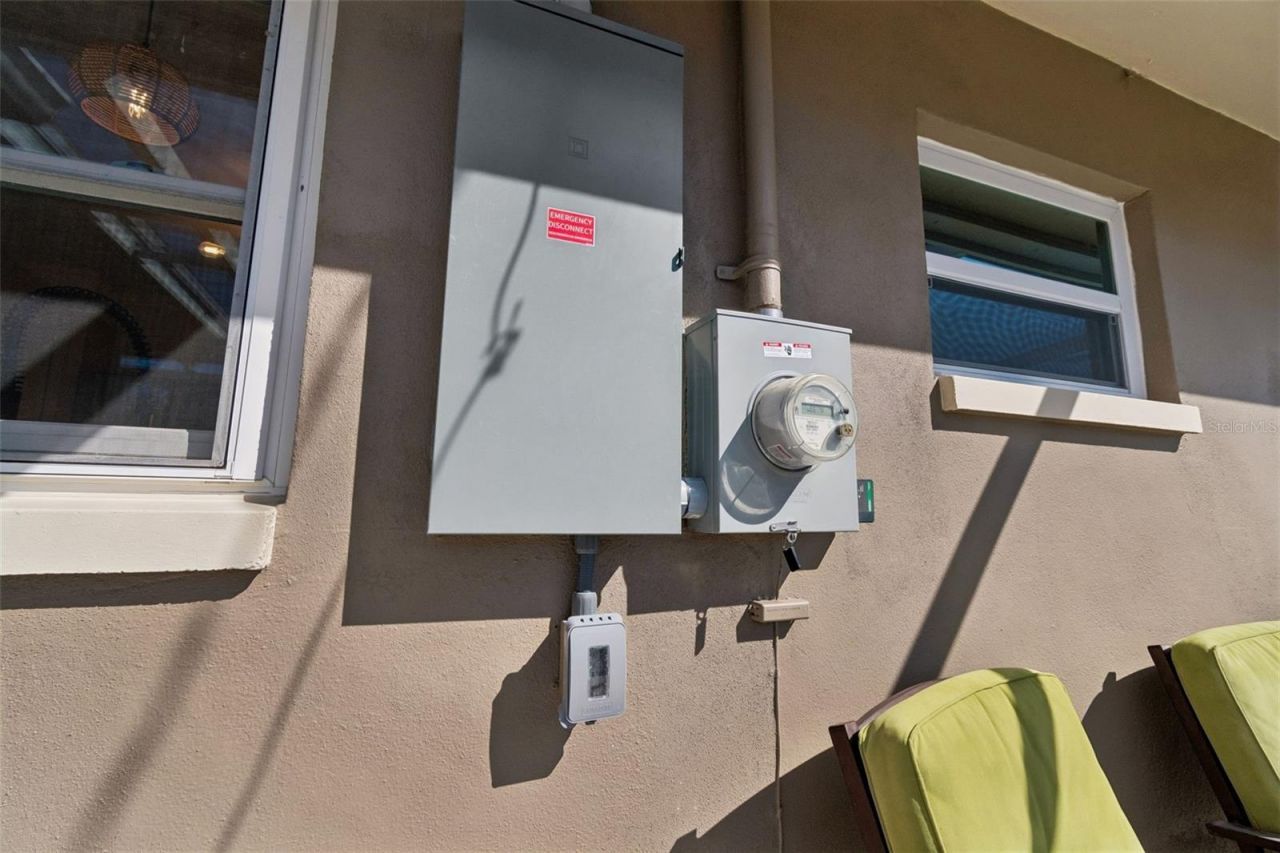 5682 46th Avenue N, Kenneth City, FL 33709 Photo