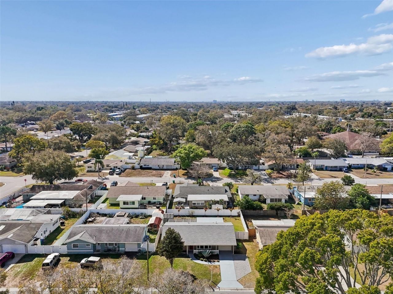 5682 46th Avenue N, Kenneth City, FL 33709 Photo